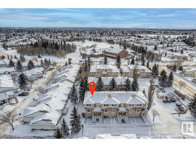 1638 Jamha Rd Nw, House attached with 3 bedrooms, 2 bathrooms and 2 parking in Edmonton AB | Image 3