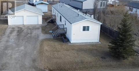 9712 107 Street, House other with 1 bedrooms, 1 bathrooms and 6 parking in Hythe AB | Card Image