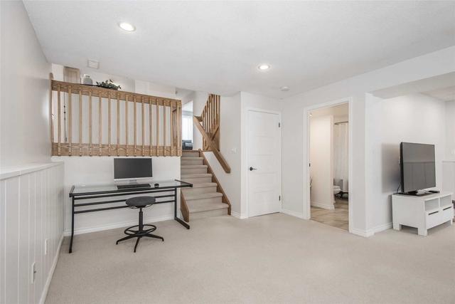 291 White Rock Cres, House detached with 3 bedrooms, 2 bathrooms and 4 parking in Waterloo ON | Image 15
