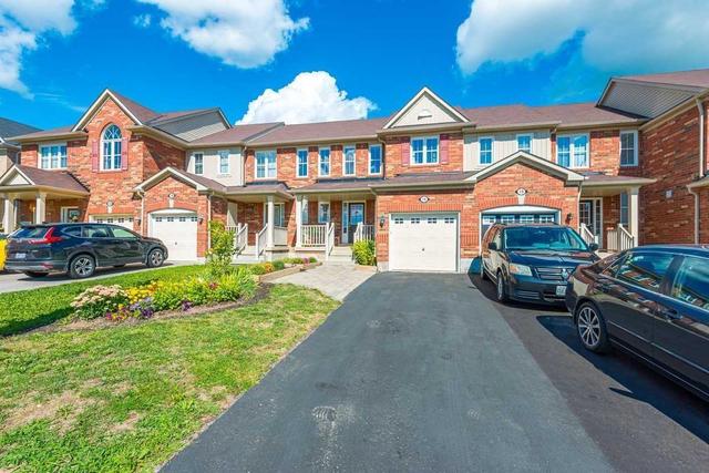 14 Gladys Clarkson Dr, House attached with 3 bedrooms, 3 bathrooms and 3 parking in Whitchurch Stouffville ON | Image 4