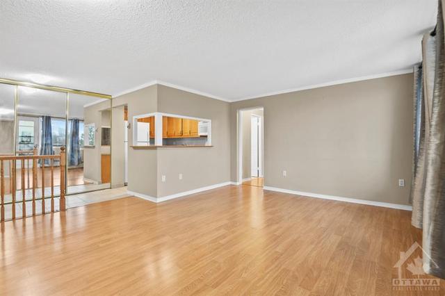 305 - 3100 Carling Avenue, Condo with 2 bedrooms, 1 bathrooms and 1 parking in Ottawa ON | Image 7
