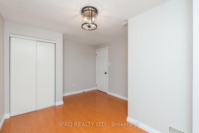 85 Springview Dr, House detached with 2 bedrooms, 2 bathrooms and 3 parking in Brampton ON | Image 29