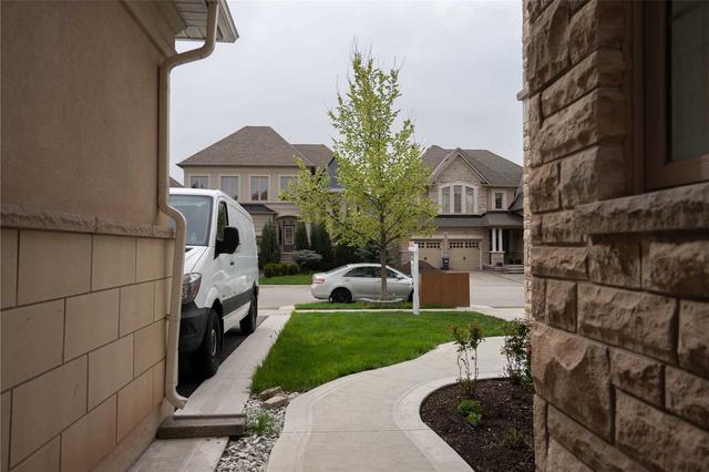 34 Impulse Circ, House detached with 4 bedrooms, 5 bathrooms and 6 parking in Brampton ON | Image 34