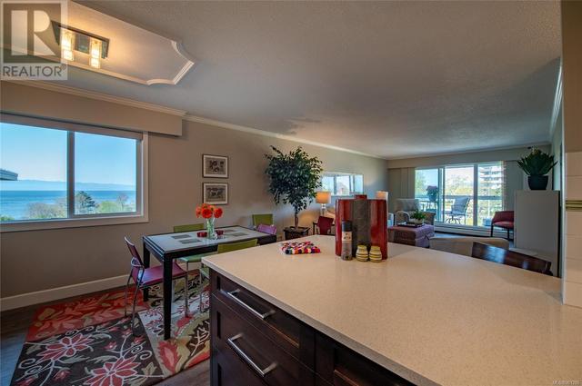 405 - 25 Government St, Condo with 2 bedrooms, 1 bathrooms and 1 parking in Victoria BC | Image 15