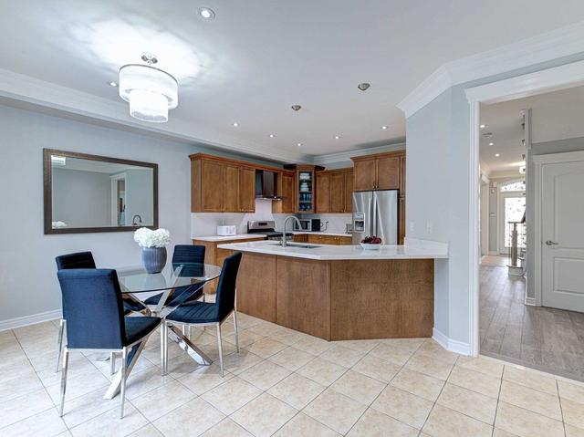 20 Cooperage St, House detached with 4 bedrooms, 6 bathrooms and 7 parking in Brampton ON | Image 2