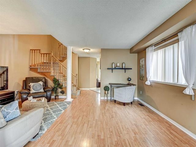 18 Weather Vane Lane, House semidetached with 3 bedrooms, 4 bathrooms and 5 parking in Brampton ON | Image 9