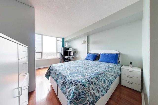 1709 - 700 Constellation Dr, Condo with 2 bedrooms, 2 bathrooms and 2 parking in Mississauga ON | Image 6