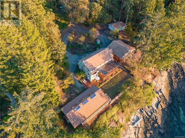 2860 Southey Point Rd, House detached with 5 bedrooms, 4 bathrooms and 8 parking in Saltspring Island BC | Image 39