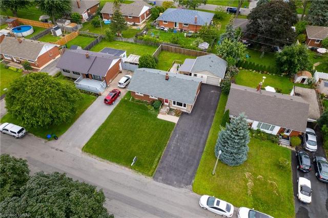 80 Diffin Drive, House detached with 4 bedrooms, 2 bathrooms and 8 parking in Welland ON | Image 42