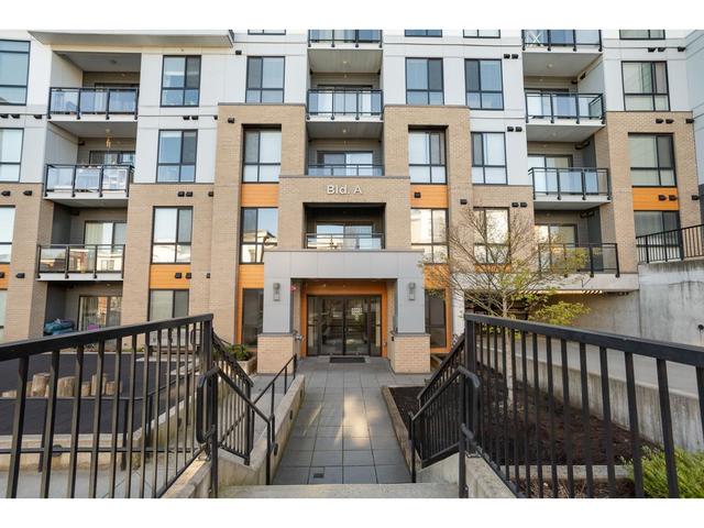 a300 - 20087 68 Avenue, Condo with 1 bedrooms, 1 bathrooms and 1 parking in Langley BC | Image 6