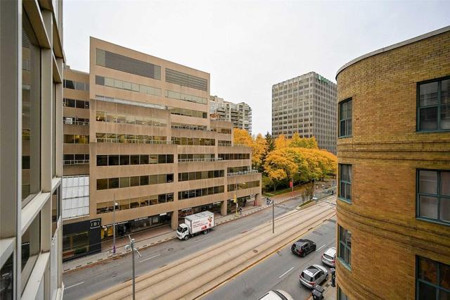 607 - 60 St Clair Ave W, Condo with 2 bedrooms, 1 bathrooms and 0 parking in Toronto ON | Image 13