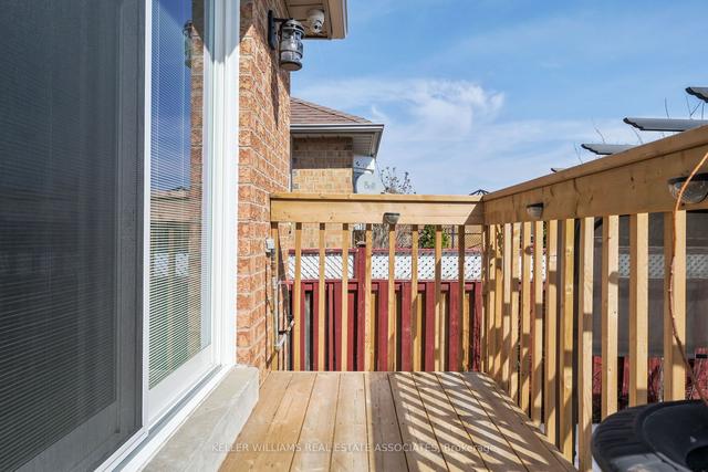 14 Silkwood Cres, House detached with 1 bedrooms, 2 bathrooms and 6 parking in Brampton ON | Image 22