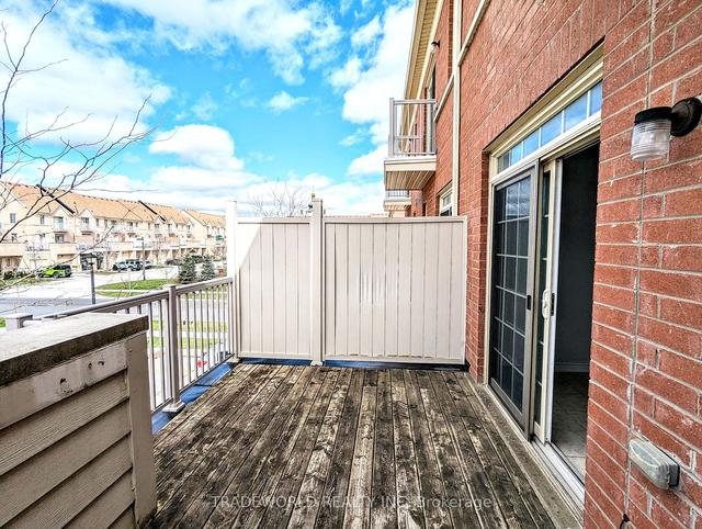 70 Donald Buttress Blvd W, House attached with 3 bedrooms, 4 bathrooms and 2 parking in Markham ON | Image 29