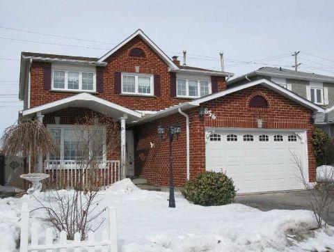 856 Lavis Crt, House detached with 4 bedrooms, 3 bathrooms and 6 parking in Oshawa ON | Image 1
