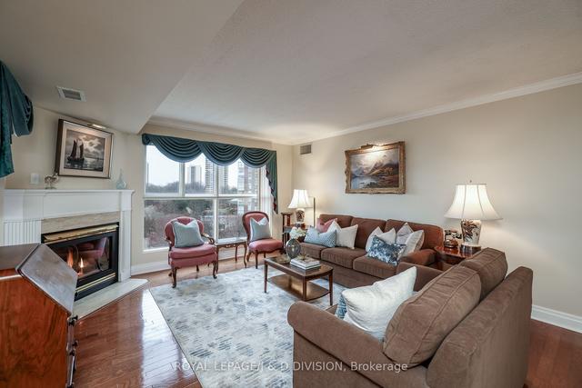528 - 18 Concorde Pl, Condo with 2 bedrooms, 2 bathrooms and 2 parking in Toronto ON | Image 29