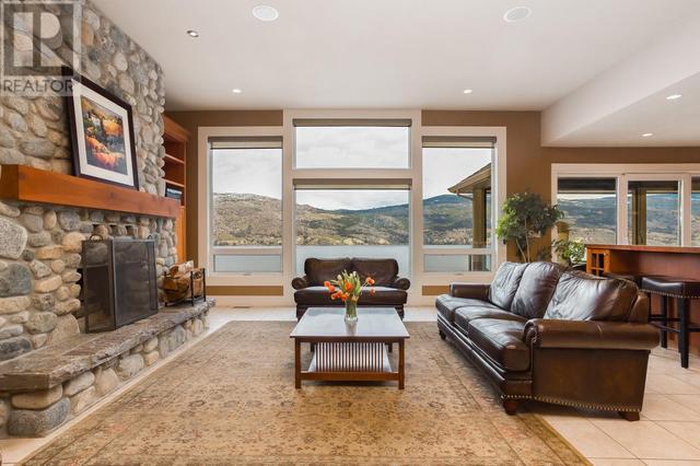 22402/21 Bridgeman Road, Home with 4 bedrooms, 4 bathrooms and 4 parking in Summerland BC | Image 5