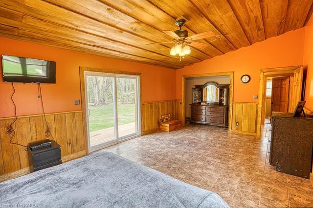 1043 Forty Foot Road, Home with 4 bedrooms, 2 bathrooms and 10 parking in Central Frontenac ON | Image 31