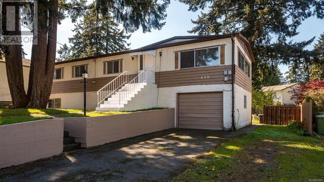 938 Avrill Rd, House detached with 5 bedrooms, 3 bathrooms and 4 parking in Langford BC | Image 21