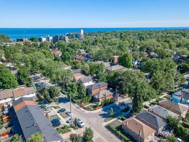 88 Burlington St, House detached with 2 bedrooms, 2 bathrooms and 2 parking in Toronto ON | Image 15
