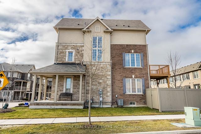 411 Hardwick Common, House attached with 3 bedrooms, 3 bathrooms and 2 parking in Oakville ON | Image 12