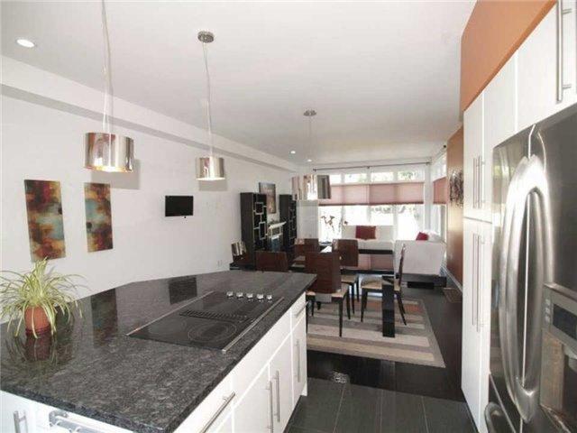 338 Woodale Ave, House detached with 4 bedrooms, 4 bathrooms and 8 parking in Oakville ON | Image 7