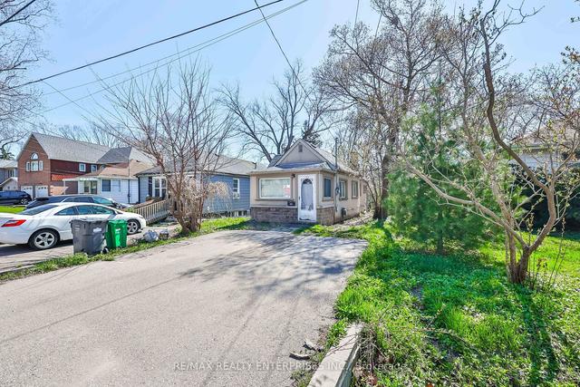 912 Beechwood Ave, House detached with 2 bedrooms, 1 bathrooms and 2 parking in Mississauga ON | Image 15