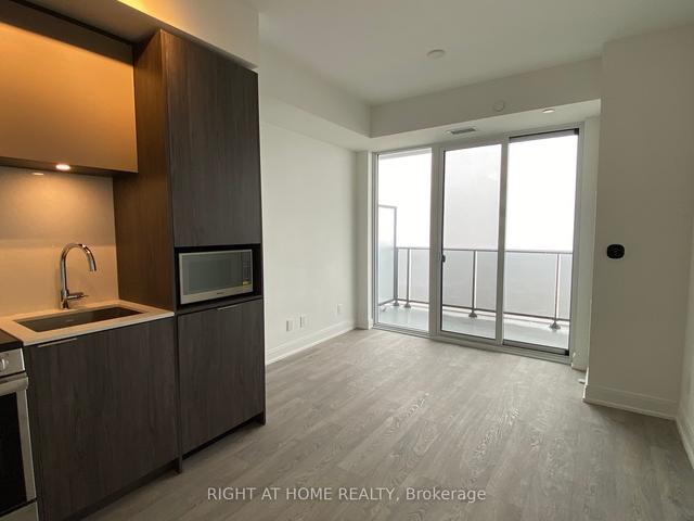 1710 - 70 Annie Craig Dr, Condo with 1 bedrooms, 1 bathrooms and 0 parking in Toronto ON | Image 5