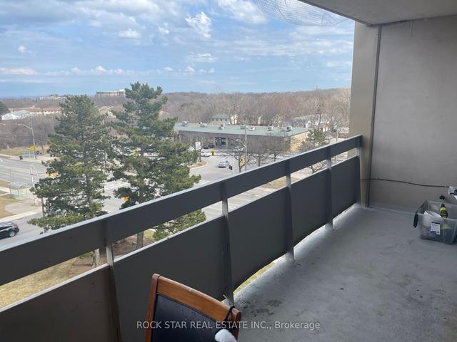 602 - 15 Albright Rd, Condo with 3 bedrooms, 1 bathrooms and 1 parking in Hamilton ON | Image 9