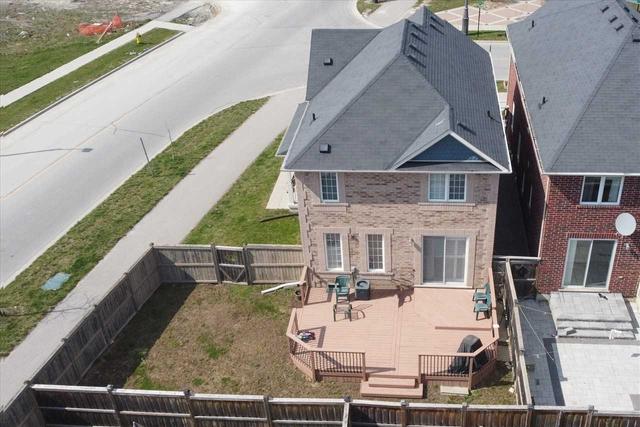 1717 Liatris Dr, House detached with 4 bedrooms, 4 bathrooms and 4 parking in Pickering ON | Image 31