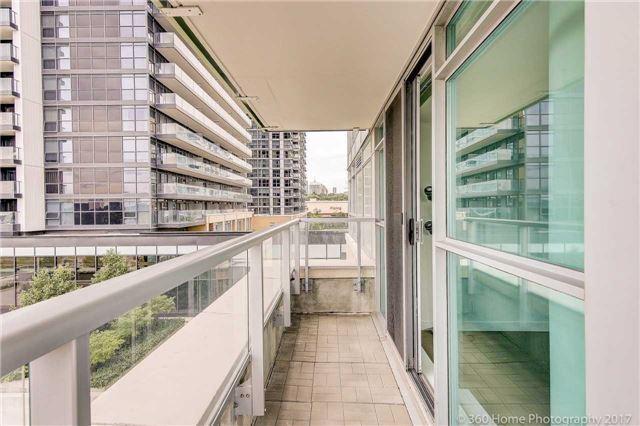 311 - 33 Singer Crt, Condo with 2 bedrooms, 2 bathrooms and 1 parking in Toronto ON | Image 17