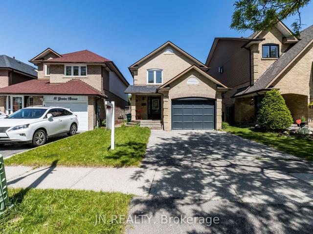 20 Garden Ave, House detached with 3 bedrooms, 4 bathrooms and 2 parking in Brampton ON | Image 12