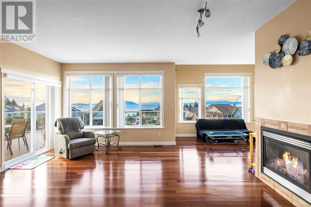5559 Cliffside Rd, House detached with 5 bedrooms, 3 bathrooms and 2 parking in Nanaimo BC | Image 12