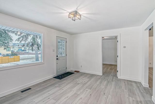 6132 32 Avenue Nw, House detached with 2 bedrooms, 1 bathrooms and 2 parking in Calgary AB | Image 11