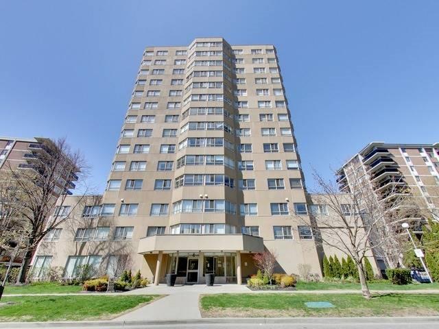 1003 - 4 Park Vista Dr, Condo with 1 bedrooms, 1 bathrooms and 1 parking in Toronto ON | Image 1