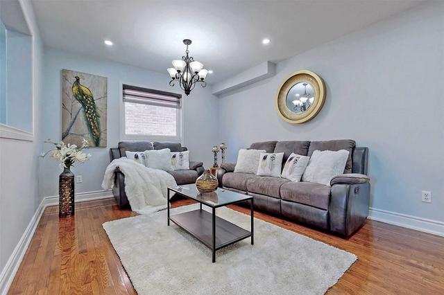 6 Howlett Cres, House detached with 4 bedrooms, 4 bathrooms and 4 parking in Ajax ON | Image 23