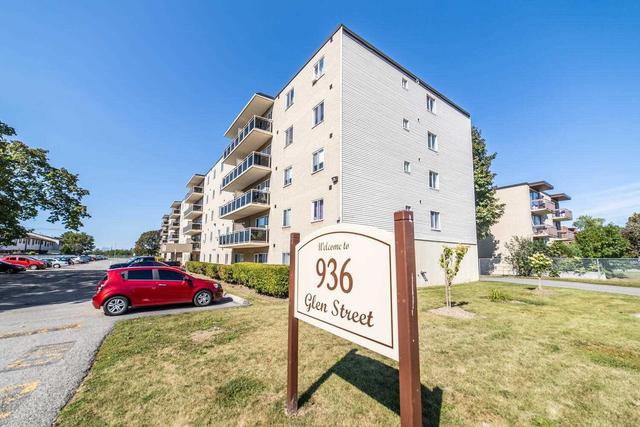 408 - 936 Glen St, Condo with 2 bedrooms, 1 bathrooms and 1 parking in Oshawa ON | Image 1