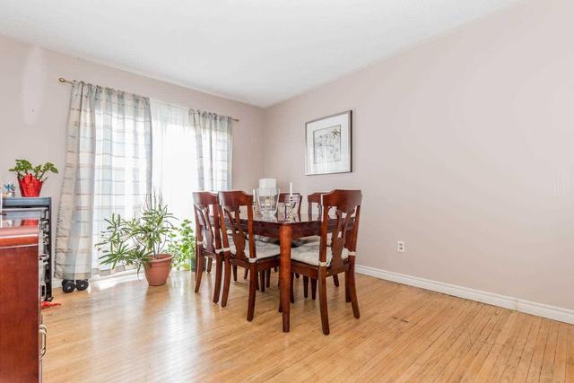 263 Fleetwood Cres, Townhouse with 4 bedrooms, 2 bathrooms and 1 parking in Brampton ON | Image 8