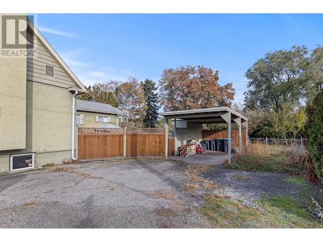 1485 Highland Drive S, House detached with 3 bedrooms, 2 bathrooms and 5 parking in Kelowna BC | Image 8