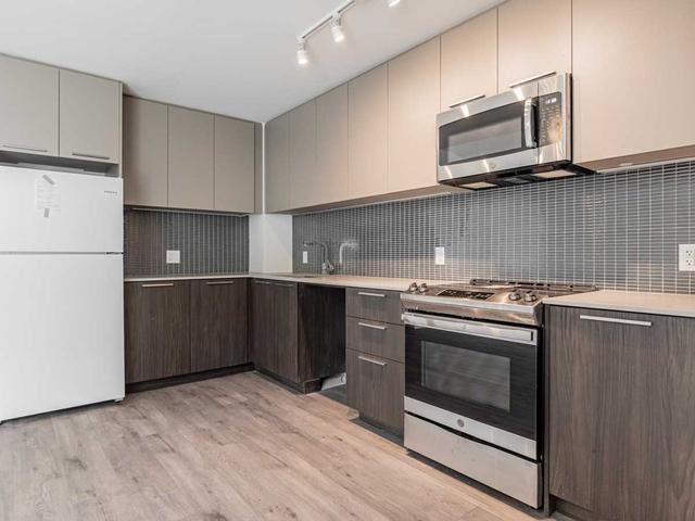 th45 - 10 Brin Dr, Townhouse with 3 bedrooms, 2 bathrooms and 1 parking in Toronto ON | Image 24
