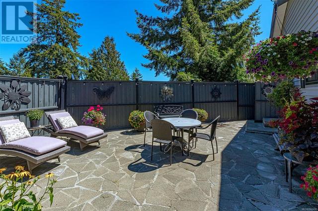 2281 Henlyn Dr, House detached with 3 bedrooms, 2 bathrooms and 3 parking in Sooke BC | Image 50