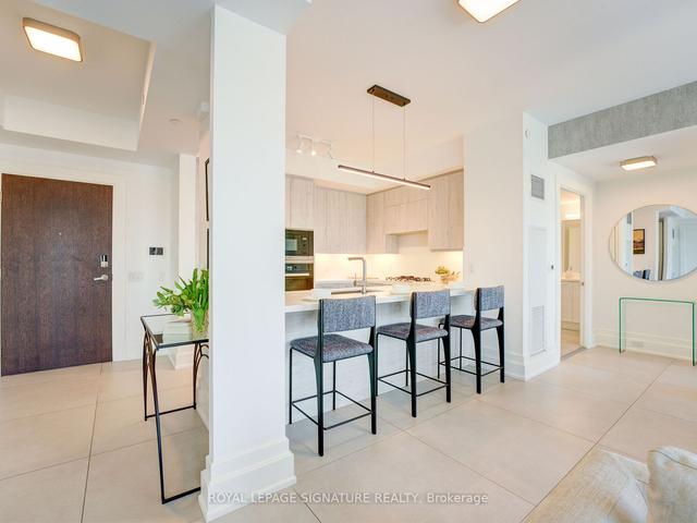 603 - 3 Southvale Dr, Condo with 2 bedrooms, 2 bathrooms and 1 parking in Toronto ON | Image 5