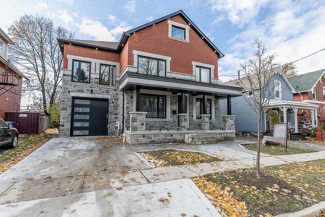 7 West St, House detached with 4 bedrooms, 5 bathrooms and 4 parking in Brampton ON | Image 1