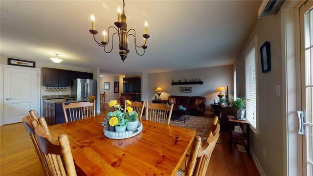 6 Marsh Crt, House detached with 3 bedrooms, 2 bathrooms and 5 parking in Kawartha Lakes ON | Image 3