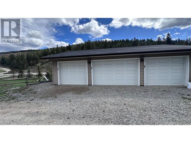 309 Hwy 97a Highway, House detached with 5 bedrooms, 2 bathrooms and 4 parking in Spallumcheen BC | Image 47