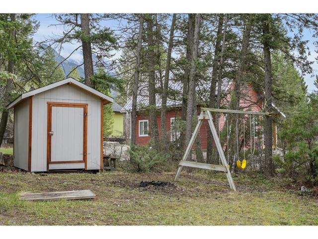4888 Sable Road, House detached with 4 bedrooms, 2 bathrooms and null parking in East Kootenay F BC | Image 46