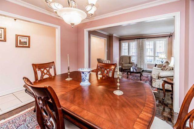 31 Keith Ave, House semidetached with 3 bedrooms, 3 bathrooms and 3 parking in Toronto ON | Image 5