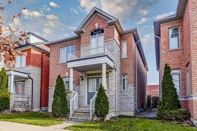 35 West Normandy Dr, House detached with 3 bedrooms, 3 bathrooms and 3 parking in Markham ON | Image 1