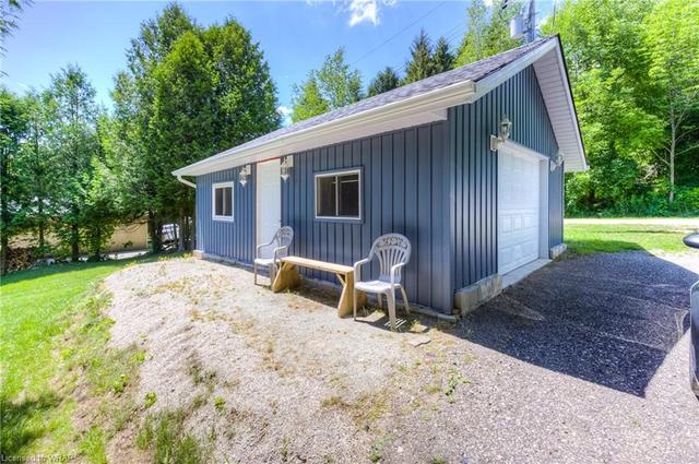 452 Road 4 North, House detached with 3 bedrooms, 2 bathrooms and 5 parking in Mapleton ON | Image 45