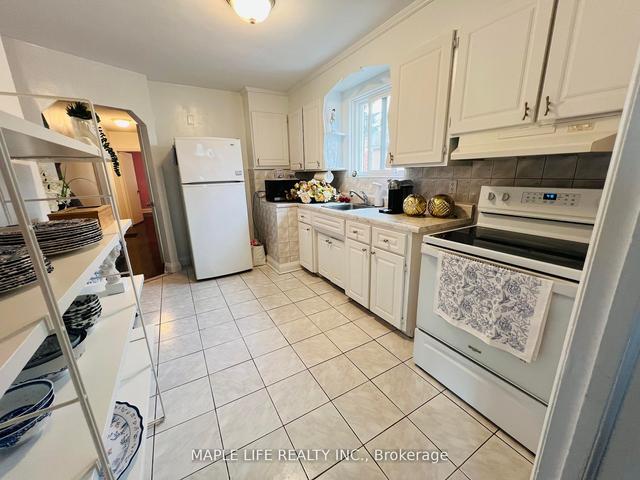 739 Pharmacy Ave, House detached with 3 bedrooms, 2 bathrooms and 7 parking in Toronto ON | Image 31