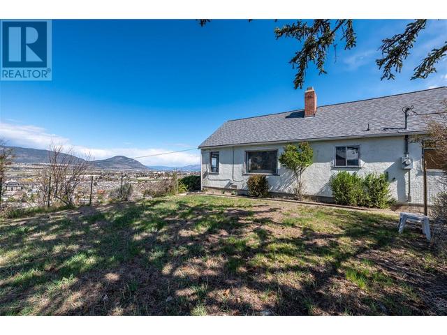105 Spruce Road, House detached with 4 bedrooms, 3 bathrooms and null parking in Penticton BC | Image 72